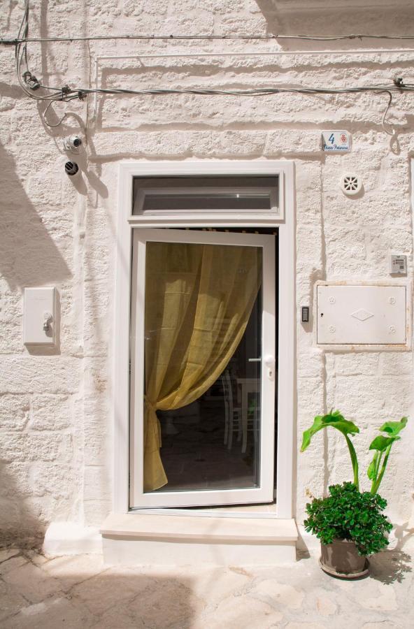 Dimore Del Borgo Antico - Il Sottano Monopoli Exterior photo