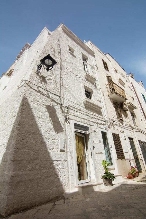 Dimore Del Borgo Antico - Il Sottano Monopoli Exterior photo